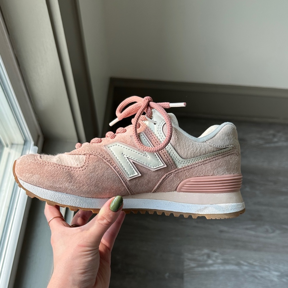 New Balance Women's 574 Shoes